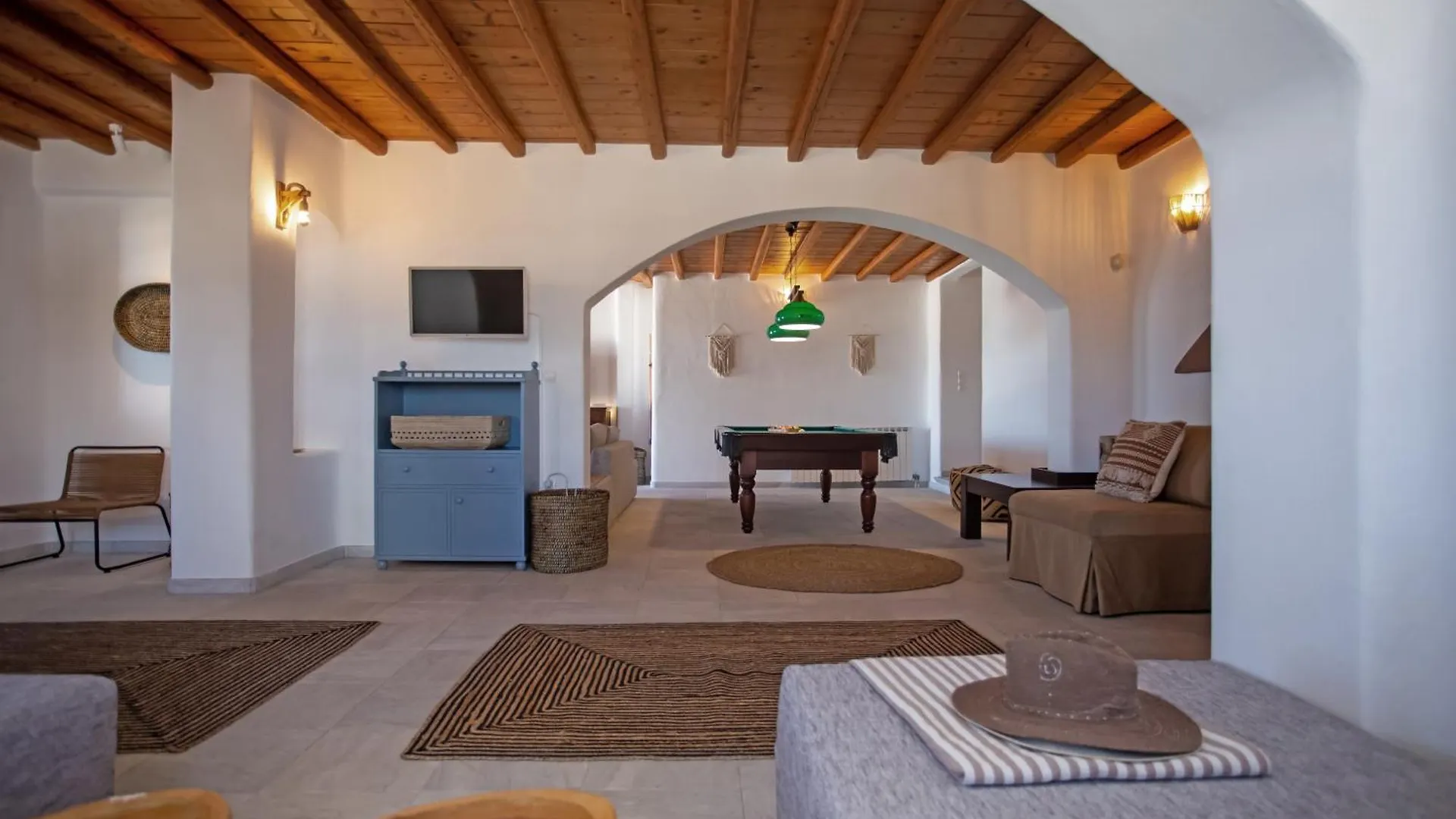 Patron 1 & 2 Pool Sunset Villas- Seven Bedrooms & Five Bedrooms Mykonos Town 0*,